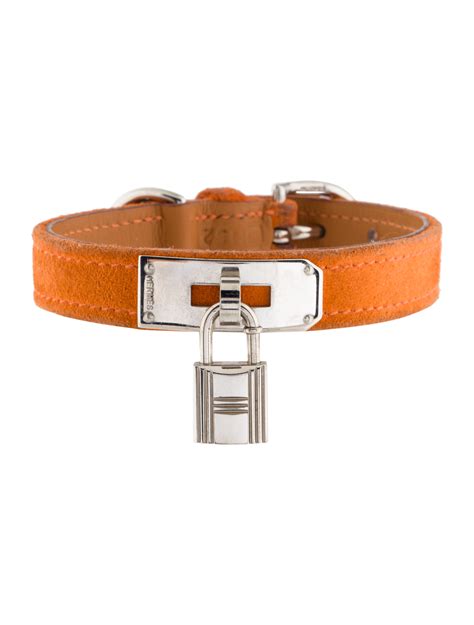 hermes dog collar.